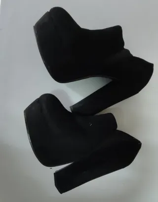 Zapatos de fiesta negros