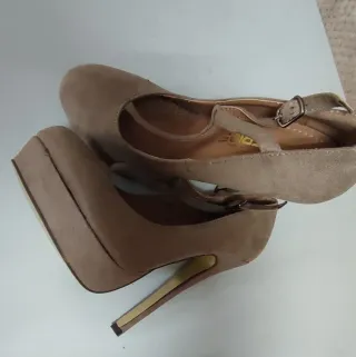 Zapatos de fiesta negros