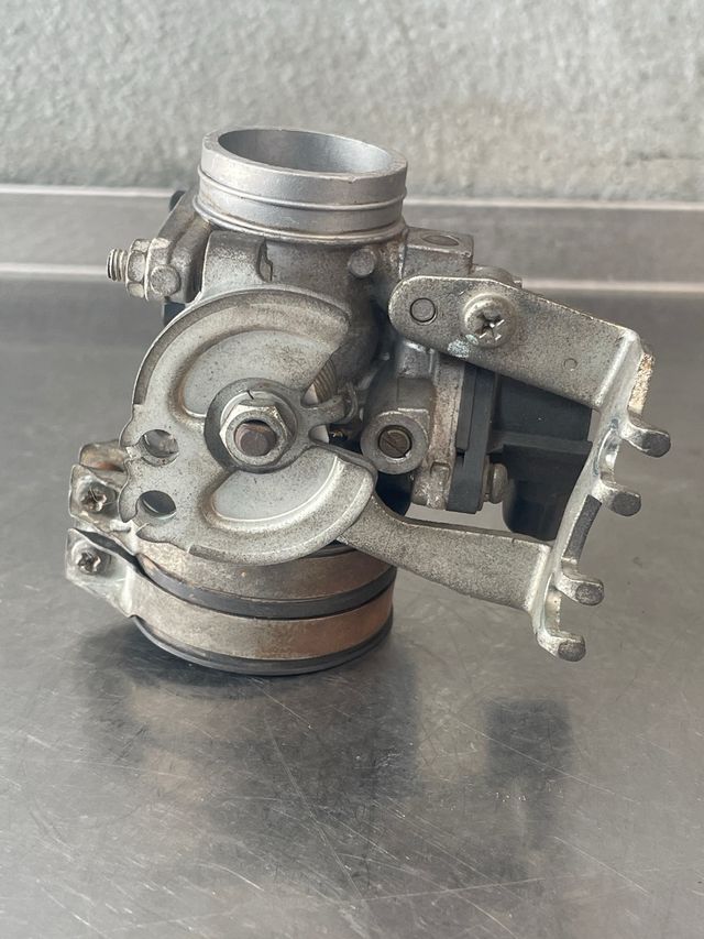 Cuerpo Inyección Yamaha YBR125 2011
