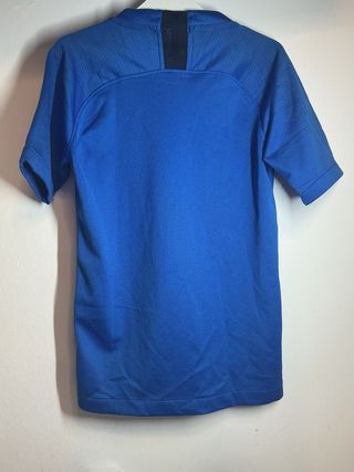 Camiseta deportiva niño azul