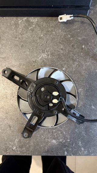 Ventilador Radiador Yamaha R1 2015-2024
