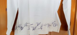 Polo Real Madrid Conmemorativo 2002-2003 Firmado