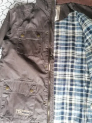 Abrigo Zara tipo Barbour