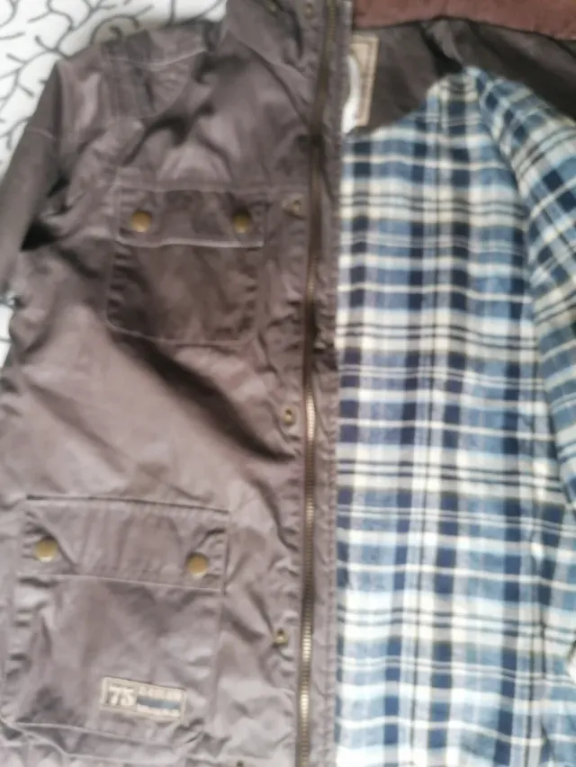 Abrigo Zara tipo Barbour