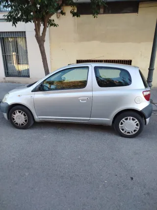 Toyota Yaris 2003