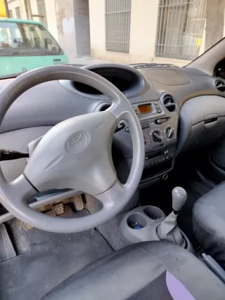 Toyota Yaris 2003