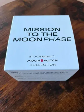 Swatch Moonswatch Omega x Snoopy piezas