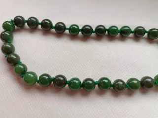 Collana in giada verde