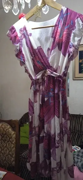 Vestito lungo floreale bianco e viola