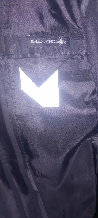 Completo elegante uomo nero Tagli 44