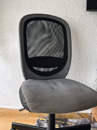 Silla ergonómica de oficina, en buen estado