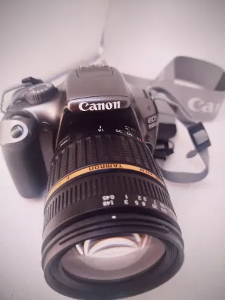 Potente Superzoom Canon ampio range 18-200