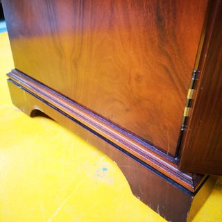 MESA AUXILIAR TV     R3760073047952