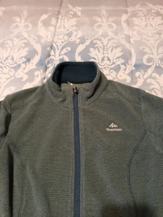 Chaqueta polar Quechua montaña trekking cremallera