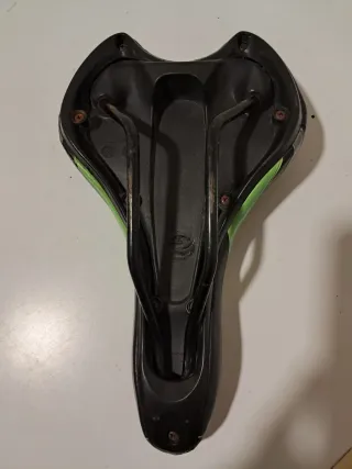 Sillín OZONE Ergonómico Negro/Verde