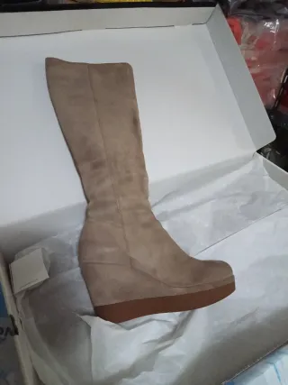 Stivali donna Janet con zeppa