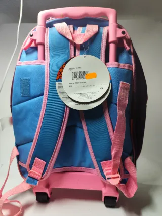 Mochila con ruedas y diseño