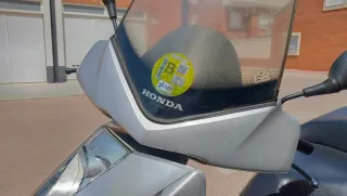 Honda Pantheon 150cc (FES150) Scooter