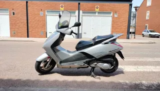 Honda Pantheon 150cc (FES150) Scooter