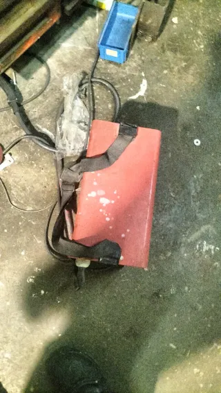 Máquina de soldar STYLE roja