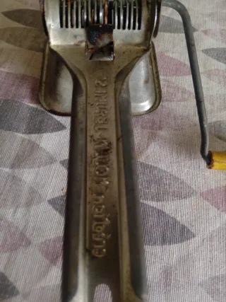 Triturador de cocina antiguo