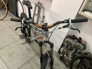 Bicicleta Enduro Scott genius