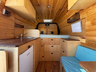 Furgo Camper L3H2 Barcelona