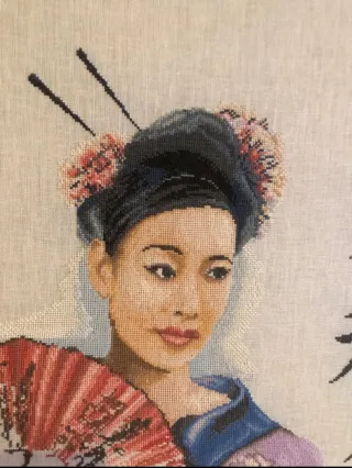 Cuadro bordado punto de cruz mujer abanico
