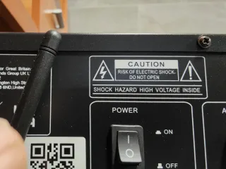 Amplificador Audio Bluetooth Negro. Con mandoy man