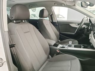 Audi A4 Advanced 30 TDI 100kW (136CV) S tronic