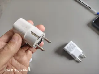 Cargadores Samsung y conector uk