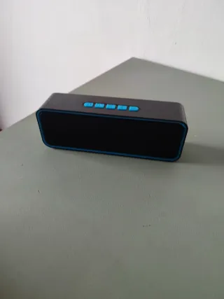 Altavoz Bluetooth Negro y Azul