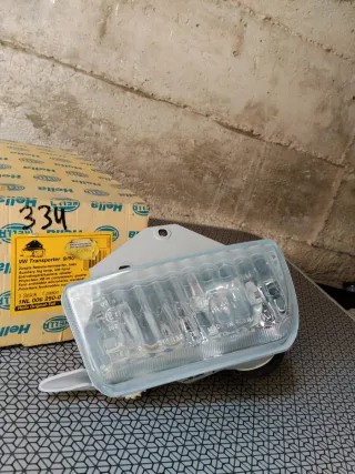 Faro Antiniebla Izquierdo VW Transporter 9/90