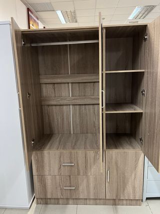Armario 3 puertas con esoejo dos colores