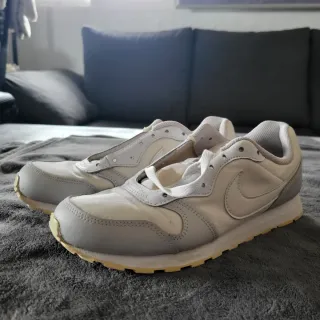 Nike 5.5Y EUR 38 Zapatillas Deportivas Blancas