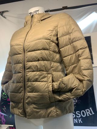 Giacca imbottita color avana