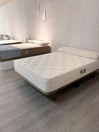 Colchón nuevo viscoelastico. Desde 99€.