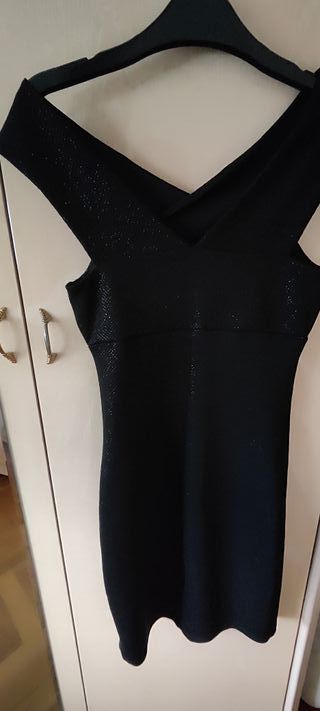 Vestido fiesta negro brillante