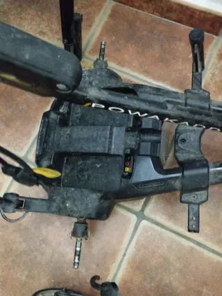 Carro de golf eléctrico Powakaddy