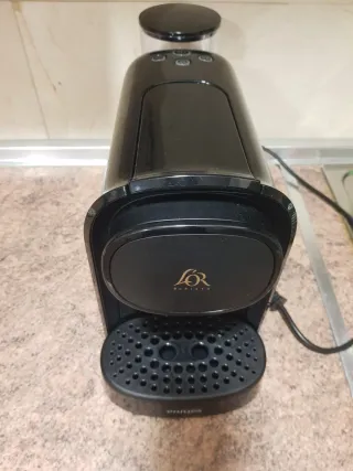 Cafetera LOR Barista Philips Negra