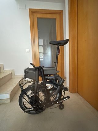 Bicicleta Eléctrica Plegable Negra