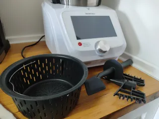 Robot da cucina Monsieur Cuisine Connect
