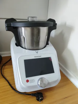 Robot da cucina Monsieur Cuisine Connect