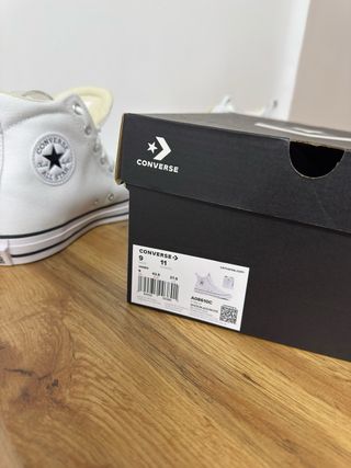 Zapatilla Converse en color blanco