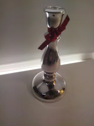 Portacandele in metallo con fiocco rosso