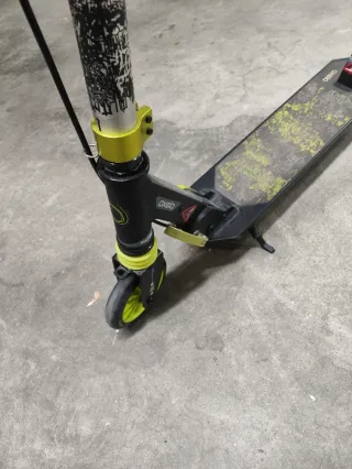 Patinete Oxelo MID5 Negro Verde