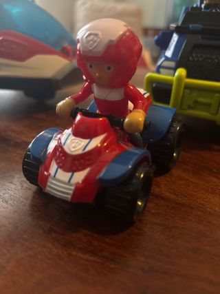 Helicóptero y avión Patrulla Canina