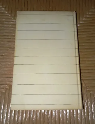 Sólo se mueren los tontos Novela