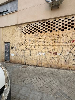 Venta local almeria cerca Av Mediterráneo