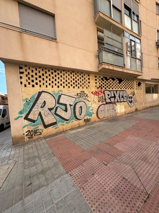 Venta local almeria cerca Av Mediterráneo